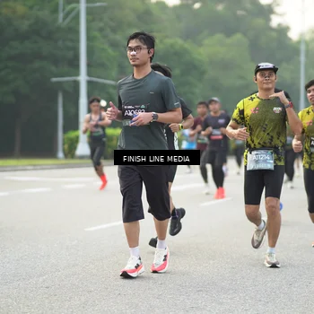 Runner Photo 6513023