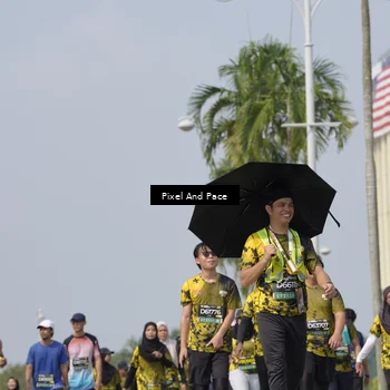 Runner Photo 6513047