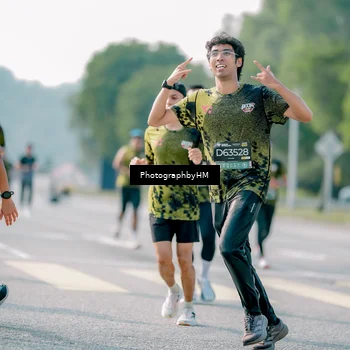 Runner Photo 6513053