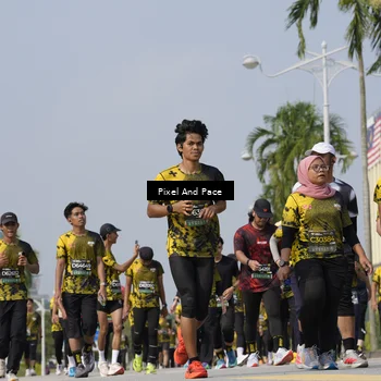 Runner Photo 6513054