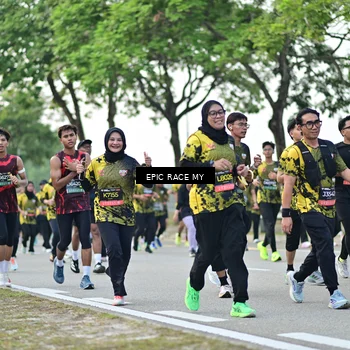 Runner Photo 6513106