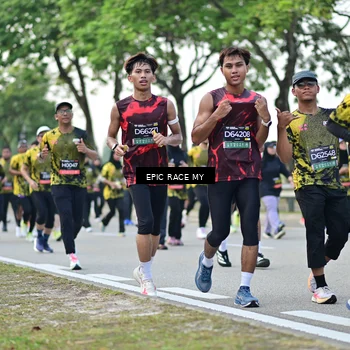Runner Photo 6513120