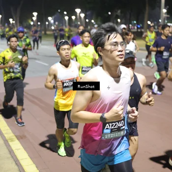 Runner Photo 6513125