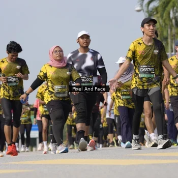 Runner Photo 6513129