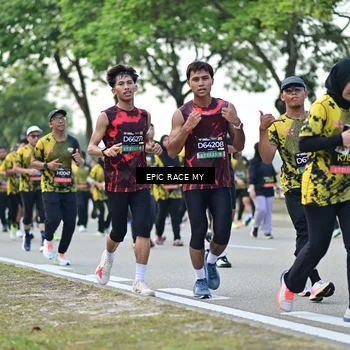 Runner Photo 6513132