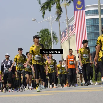 Runner Photo 6513198