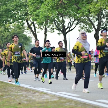 Runner Photo 6513202