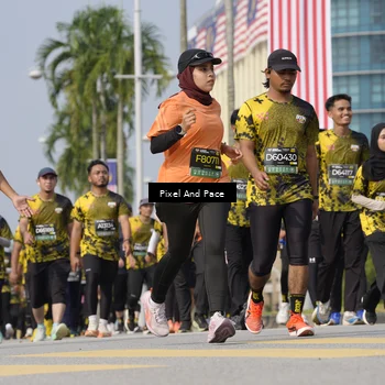 Runner Photo 6513213