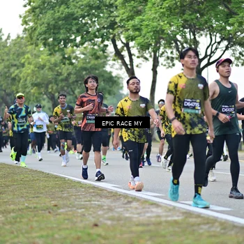 Runner Photo 6513221