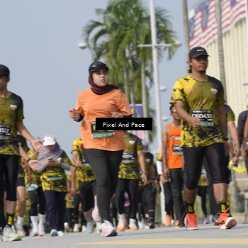 Runner Photo 6513230