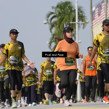 Runner Photo 6513249