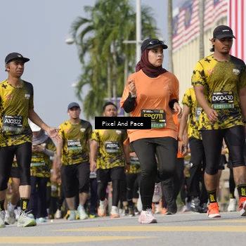 Runner Photo 6513250