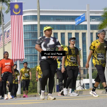 Runner Photo 6513261