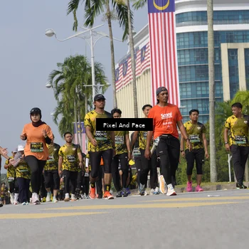 Runner Photo 6513303