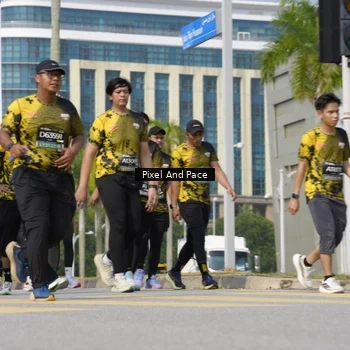 Runner Photo 6513339