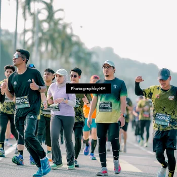 Runner Photo 6513400