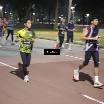 Runner Photo 6513412