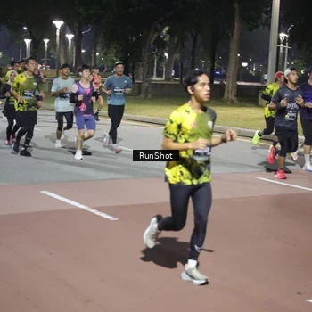 Runner Photo 6513422