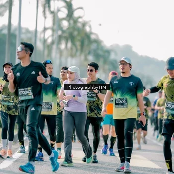 Runner Photo 6513426