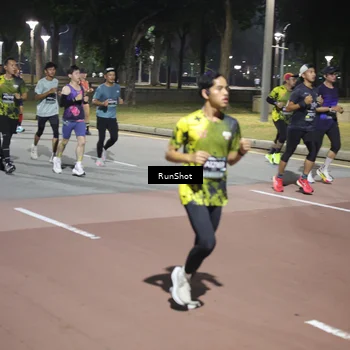 Runner Photo 6513459