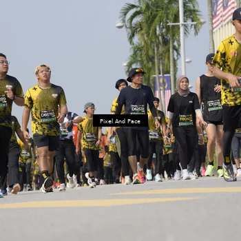 Runner Photo 6513476