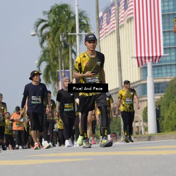 Runner Photo 6513479