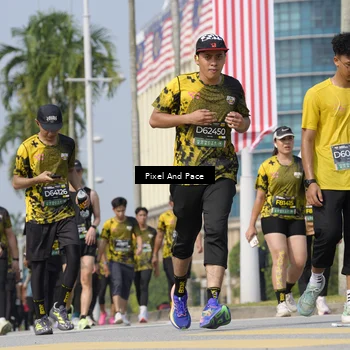 Runner Photo 6513500