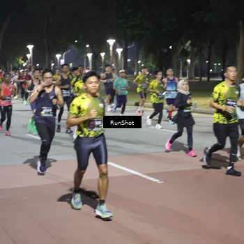 Runner Photo 6513563