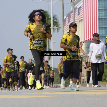 Runner Photo 6513565