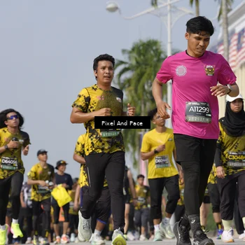 Runner Photo 6513579