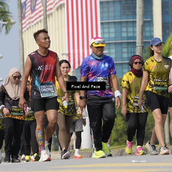Runner Photo 6513642