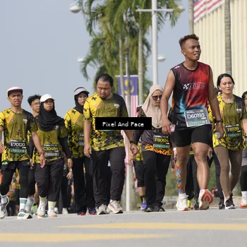 Runner Photo 6513661