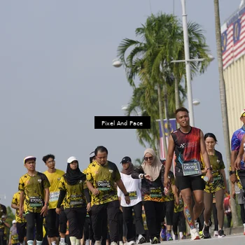 Runner Photo 6513688