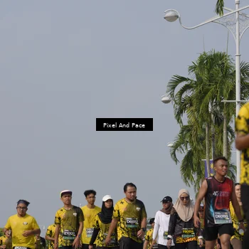 Runner Photo 6513697