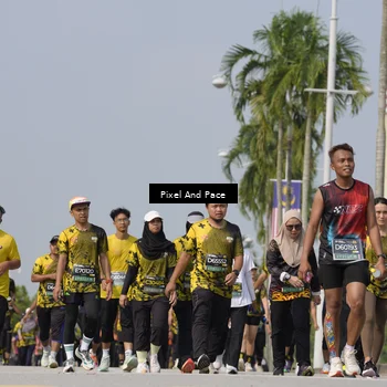 Runner Photo 6513710