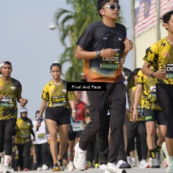Runner Photo 6513746