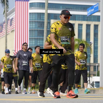 Runner Photo 6513781
