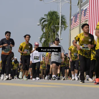 Runner Photo 6513798
