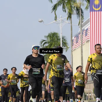 Runner Photo 6513813