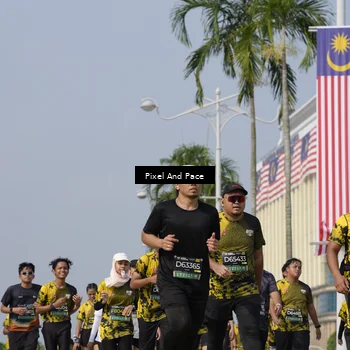 Runner Photo 6513814
