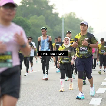 Runner Photo 6513816