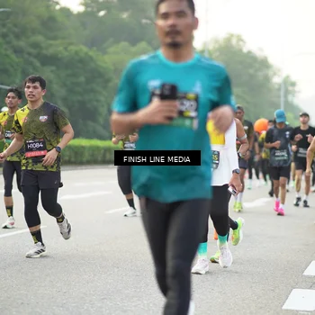 Runner Photo 6513823