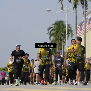 Runner Photo 6513845