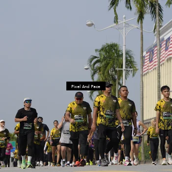 Runner Photo 6513858
