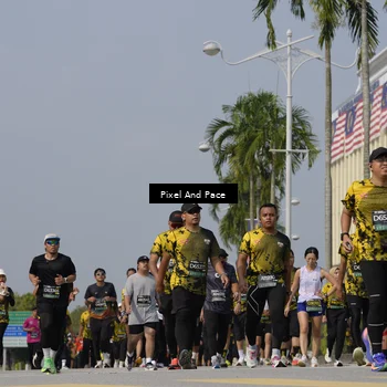 Runner Photo 6513885
