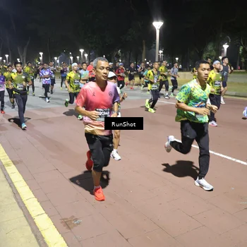Runner Photo 6513923