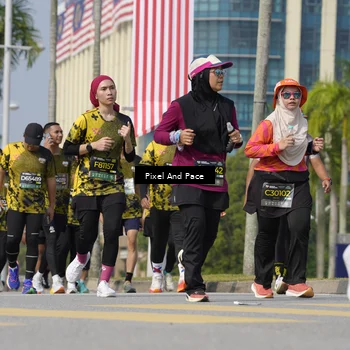 Runner Photo 6513928