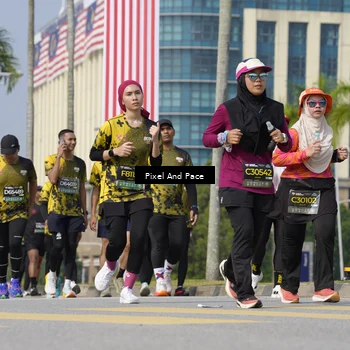 Runner Photo 6513930