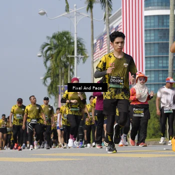 Runner Photo 6513981