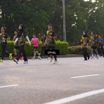 Runner Photo 6514000